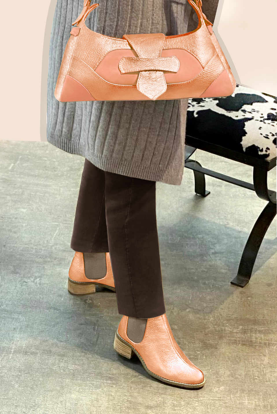 Dress handbag in peach and marigold orange leather - Worn view